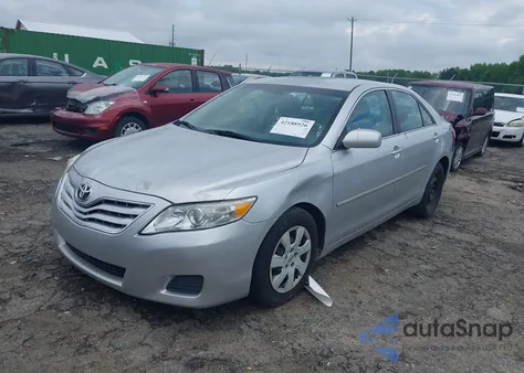 2011 Toyota Camry Le z USA, uszkodzony, nr VIN 4T1BF3EK3BU728485